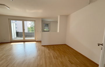 Attraktive 3-Zi. DG-Wohnung mit ca. 86m² Wfl. Dachterrasse & Tiefgarage in München Ramersdorf, 81735 München, Dachgeschosswohnung